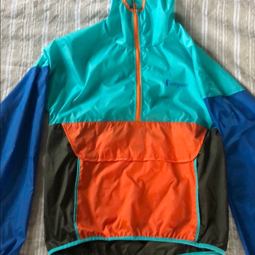 Cotopaxi teca half zip windbreaker